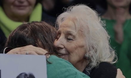 Ukraden je kao beba tijekom vojne diktature u Argentini. Pronađen je nakon 48 godina
