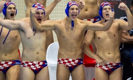 Mladi hrvatski vaterpolisti svladali Srbiju i ušli u polufinale Europskog prvenstva