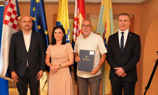 Općina Kiseljak: Potpisan ugovor vrijedan 252.698,45 eura za projekt energetske učinkovitosti