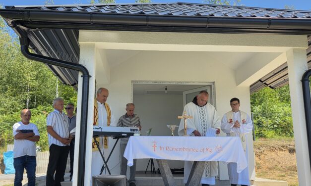 (FOTO) Blagoslovljena kapele Gospe od Anđela na Badnjama u općini Kiseljak