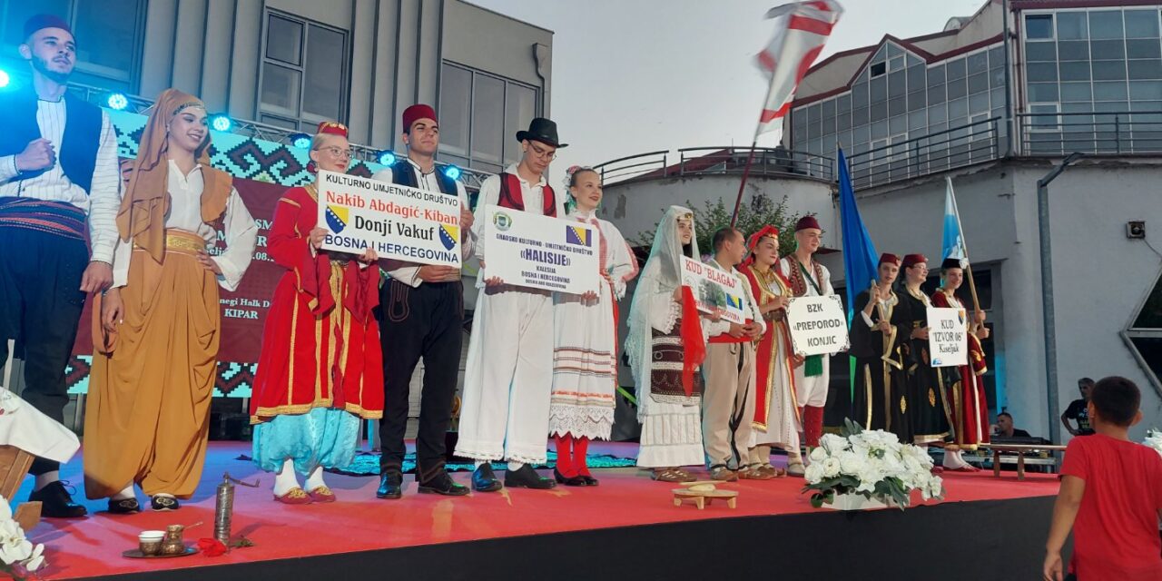 Kiseljak u znaku folklora: U tijeku XV. Međunarodna smotra folklora