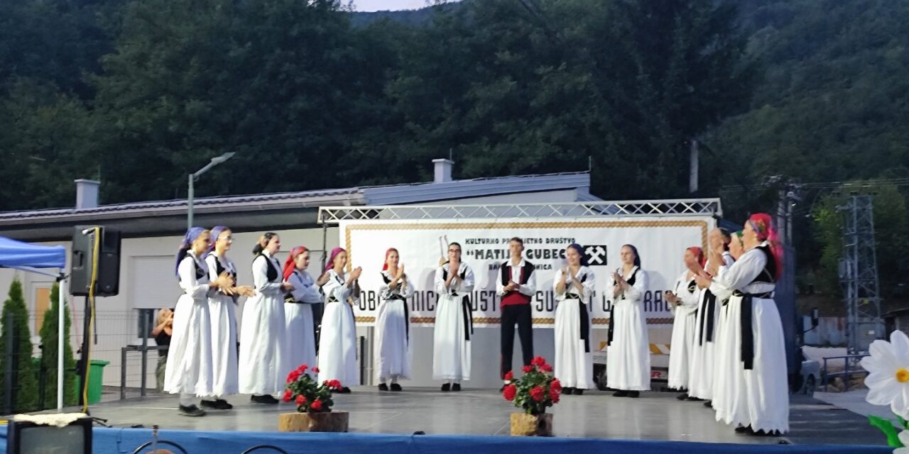Nastup HKUD-a „Fra Karlo Kujundžić“ Brestovsko na manifestaciji u Fojnici