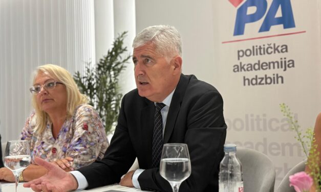 Panel “35 za 35” Političke akademije HDZ-a BiH uoči obilježavanja 35. obljetnice stranke