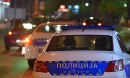 UŽAS U ŠAMCU: Ubio dvije osobe, jednu ranio, policija traga za ubojicom