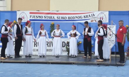 Članovi HKUD „Gromiljak“ nastupili u Žepču na 20. Smotri hrvatskog folklora