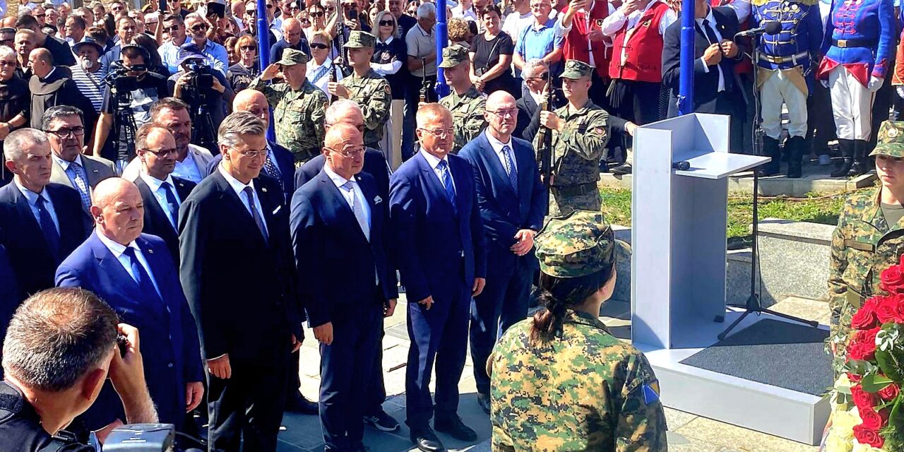 (FOTO) 30. godišnjica VRO “Maestral” – Oslobođenje kraljevskog grada Jajca