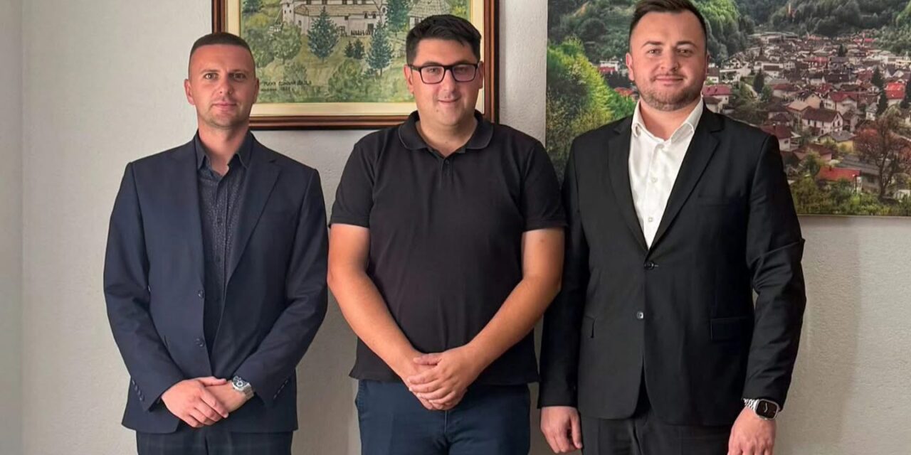 Plavčić i Mrnjavac u radnom posjetu načelniku Kreševa Borisu Mariću