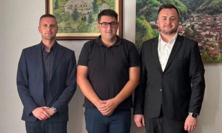 Plavčić i Mrnjavac u radnom posjetu načelniku Kreševa Borisu Mariću