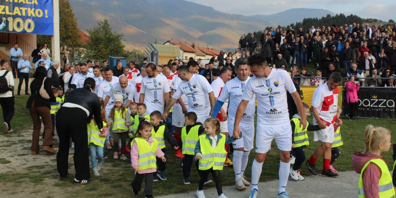 Dan za pamćenje u Gornjem Vakufu-Uskoplju: Humane zvijezde BiH i Hrvatske odigrale humanitarnu utakmicu