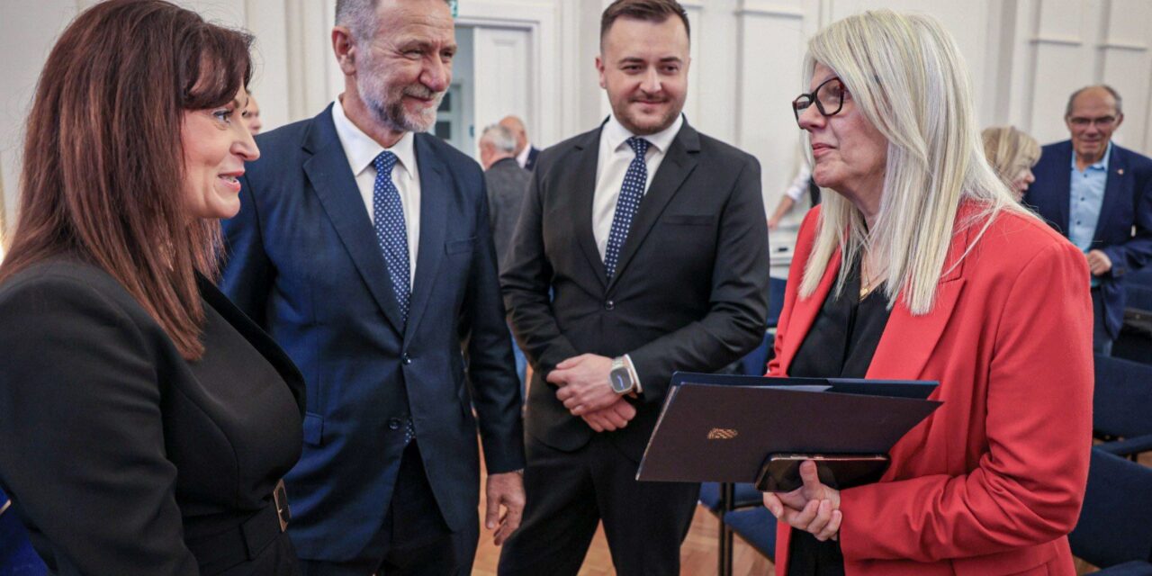 Plavčić na međunarodnoj konferenciji u Osijeku i Vinkovcima: „Europa može biti predvodnica mira samo ako ostane dosljedna vrijednostima na kojima je utemeljena“