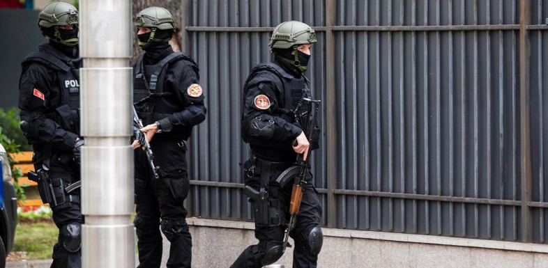 Opsadno stanje u Podgorici: Privedeno 45 turskih državljana