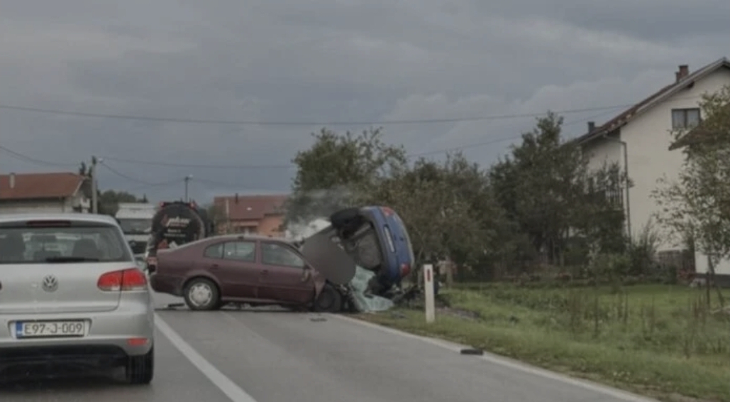 Teška prometna nesreća kod Bugojna: Poginule tri osobe, jedna povrijeđena