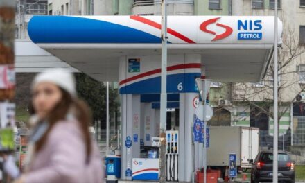 Washington uveo sankcije Naftnoj industriji Srbije, građanima izdane hitne upute kako do goriva