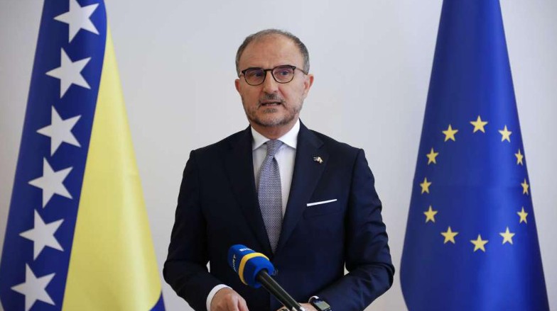 Soreca i veleposlanici država članica EU u posjeti Travniku, Šipovu, Bosanskom Petrovcu i Bihaću