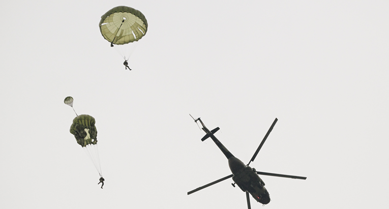 Mladi srpski vojni padobranac poginuo prilikom trenažnog skoka