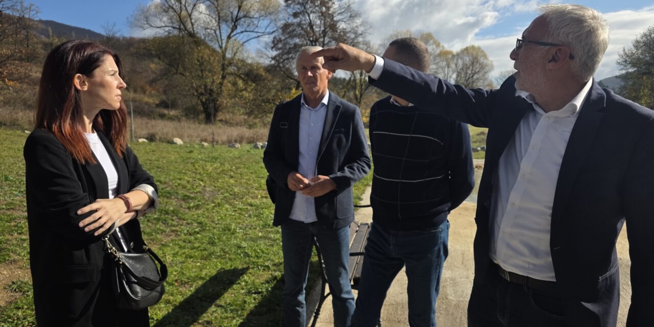 Kiseljak: Sastanak i obilazak radova na projektu obnove bunara Zeče Polje