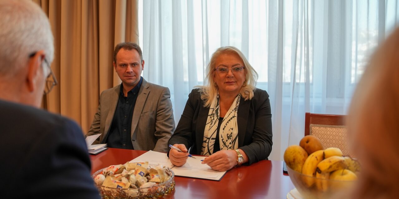 Mir i stabilnost prioritet: Predsjednica Bradara sa šefom Misije OESS-a u BiH Rickom Holtzappleom