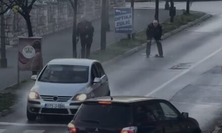 Jedan od pljačkaša zlatare u Kalesiji pronađen mrtav, partneri ga izbacili iz auta