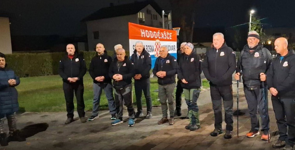 Večernji list: Pratili smo hodočasnike iz središnje Bosne na putu do Vukovara dugom 260 km