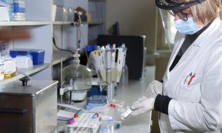 Korona se nije pretvorila u sezonsku prehladu! Virus je opet tu: Za mjesec dana 6 osoba preminulo