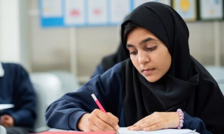 Kosovo zabranilo hidžab u školama