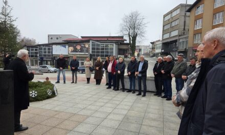 U Kiseljaku jutros obilježena godišnjica smrti Franje Tuđmana, osnivača i prvog predsjednika HDZ-a