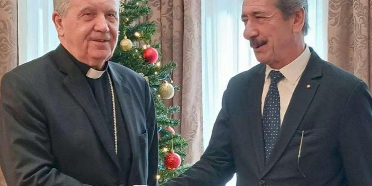 Nadbiskup Vukšić se susreo s veleposlanikom Države Palestine