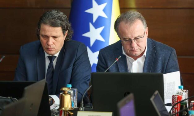 Najbolja novogodišnja čestitka: Ministar Kraljević otkrio koliko će porasti mirovine u Federaciji BiH