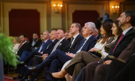 Održan svečani božićni koncert HKD-a Napredak u Sarajevu, Čović istaknuo značaj kulturne baštine u izgradnji identiteta hrvatskoga naroda