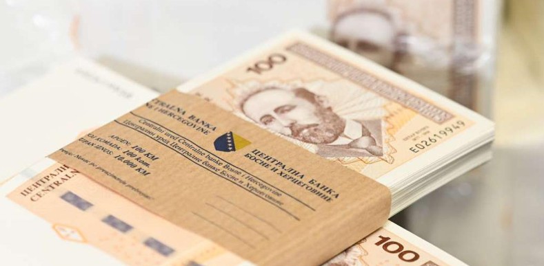 Strahovit rast: Radnici u Federaciji za mirovine uplatili 2,8 milijardi KM! Evo što to znači