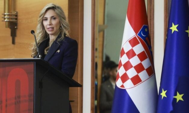 Američka veleposlanica: Vrijeme je da rješenja u BiH predvode sva tri konstitutivna naroda