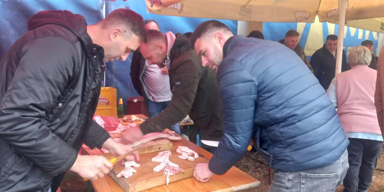 Kiseljak: Čvarak fest u Docima