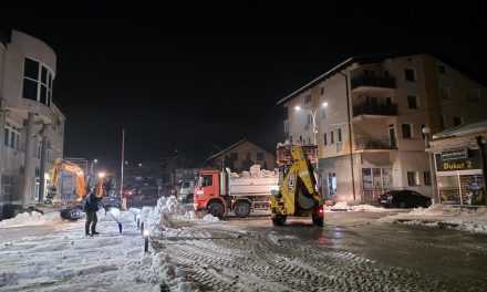 Čišćenje snijega i leda na području općine Kiseljak u tijeku – radovi se nastavljaju i večeras