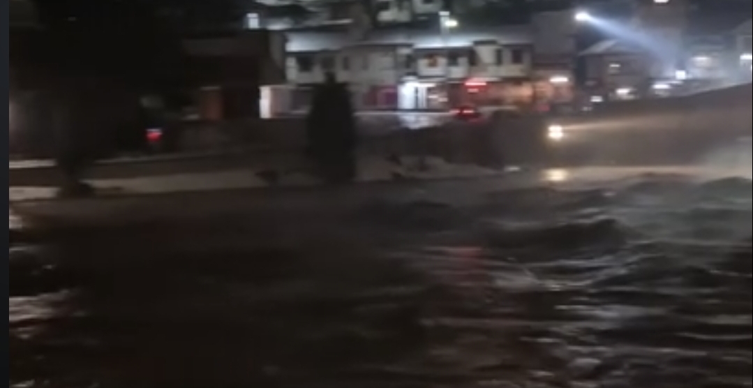 Alarmantno stanje u Hercegovini: Poplavljeni Žitomislići, izlila se Buna, raste i vodostaj Neretve