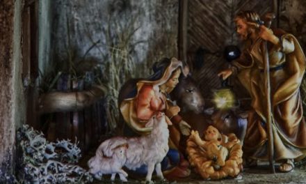 Sretan Božić čitateljima pravoslavne vjeroispovijesti! Mir Božji, Hristos se rodi!