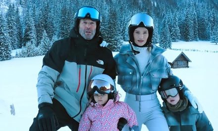 Jason Statham i njegova partnerica na skijanju u Tirolu: Odsjeli u jednom od najluksuznijih hotela