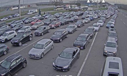 Kaos na granici, za ulazak u Hrvatsku čeka se satima: ‘Ovdje je totalni raspad sustava’