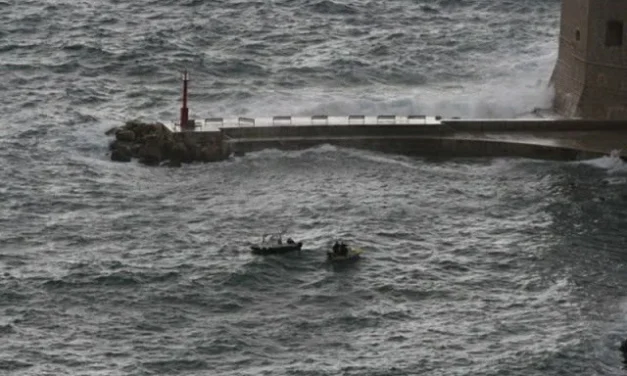 Muškarac iz BiH poginuo kod dubrovačkih zidina dok se s obitelji fotografirao