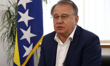 Ekonomsko-socijalno vijeće FBiH sutra o isplati neoporezive pomoći radnicima