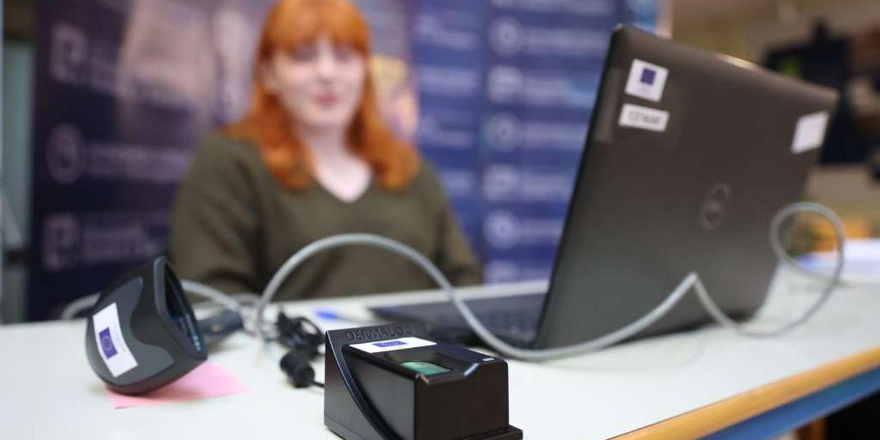 Četiri ponuditelja u igri za nove tehnologije na izborima 2026.
