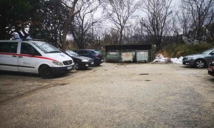 Ubojstvo u Mostaru! Muškarac likvidiran na parkingu, vide se tragovi krvi