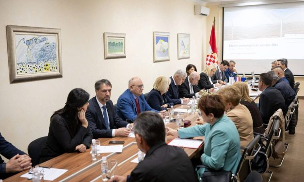 Predsjedništvo Hrvatskog narodnog sabora BiH o političkoj situaciji i stanju energetskog sektora