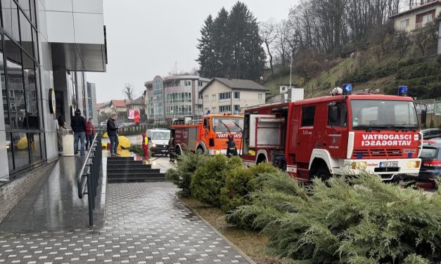 Uspješno izvedena vježba u Kiseljaku: Spremnost na najvišoj razini u borbi protiv požara