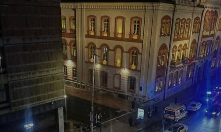 Nađena mrtva djevojka ispred fakulteta: sumnja se da je skočila nakon eksplozije pirotehnike