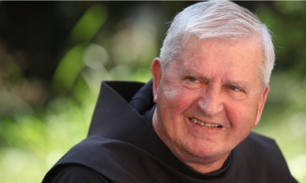 FRA ZVJEZDAN LINIĆ O CVJETNICI: Cvjetnica je blagdan pun unutarnjih napetosti i oscilacija – poruke su bremenite za sva vremena, jer s Cvjetnicom počinje i vrijeme Isusove muke