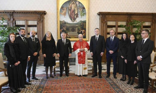 Predsjedništvo BiH s papom Lavom XIV, pozvali papu u Bosnu i Hercegovinu
