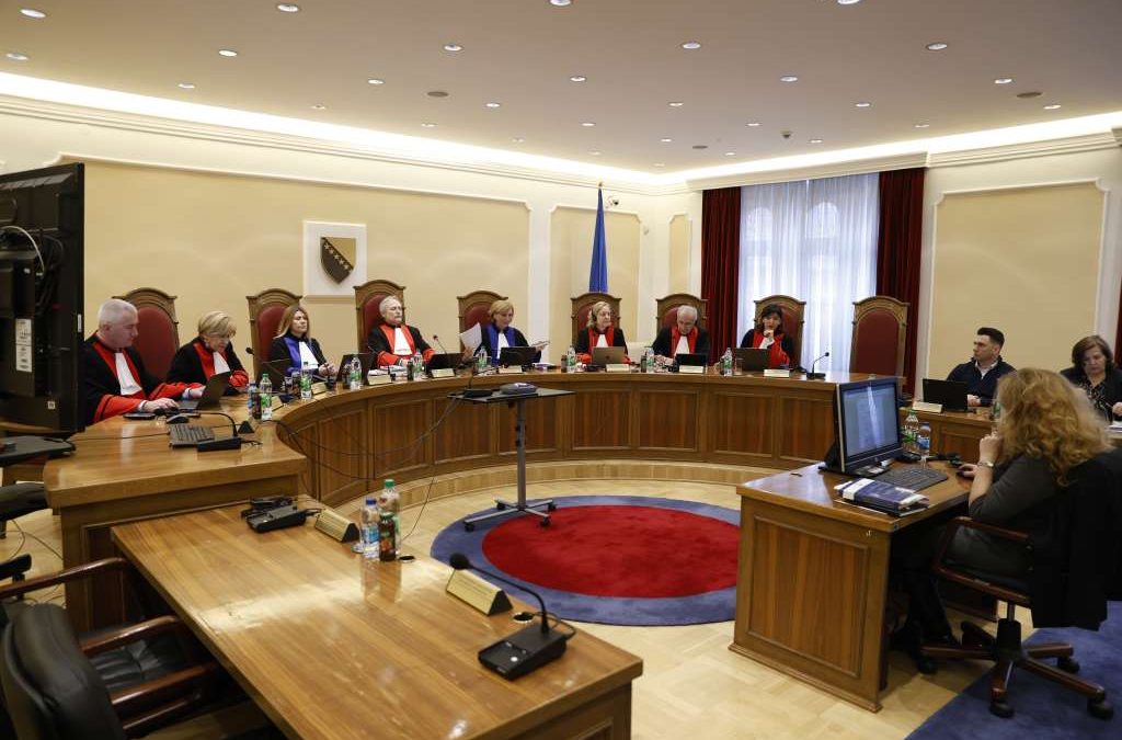 Ustavni sud BiH naložio Parlamentu BiH uređenje procedure za glavnog pregovarača s EU