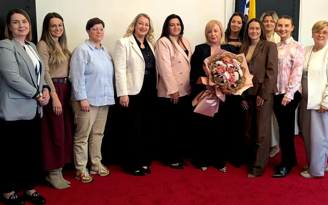 Članice Zajednice žena HDZ BiH iz Kiseljaka u službenoj posjeti zamjenici ministra Ljiljani Lovrić