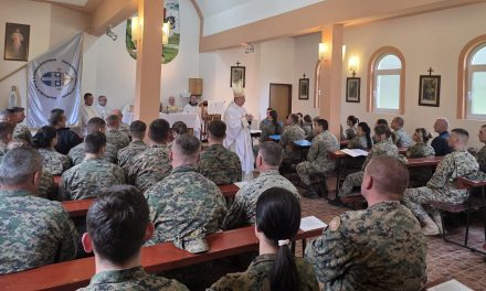 Vojni biskup mons. Miro Relota u prvom posjetu Kiseljaku: Predvodio misno slavlje u vojarni “Mato Lučić Maturica”