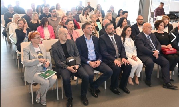 Predstavnici Općine Kiseljak na 1. Festivalu vode u Lipiku